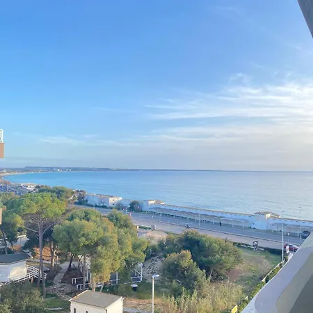 Gallipoli, Faro Blu Apartment